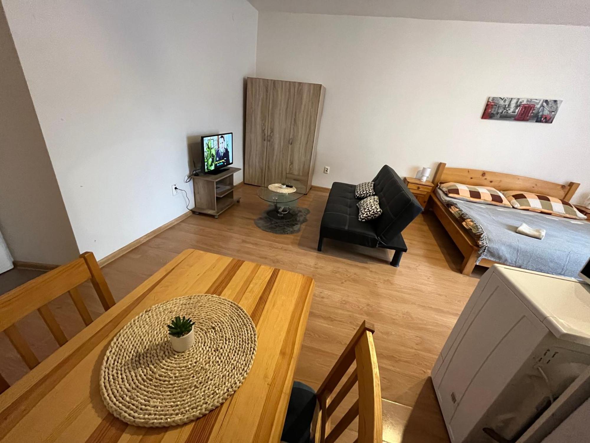 Apartman Centrum Banska Bystrica Luaran gambar